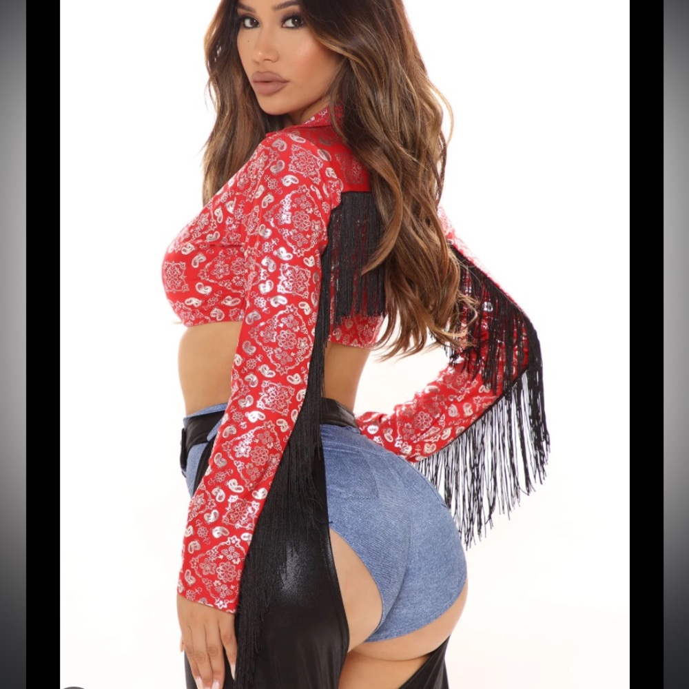 Fashion nova cowgirl costume. Size S/M